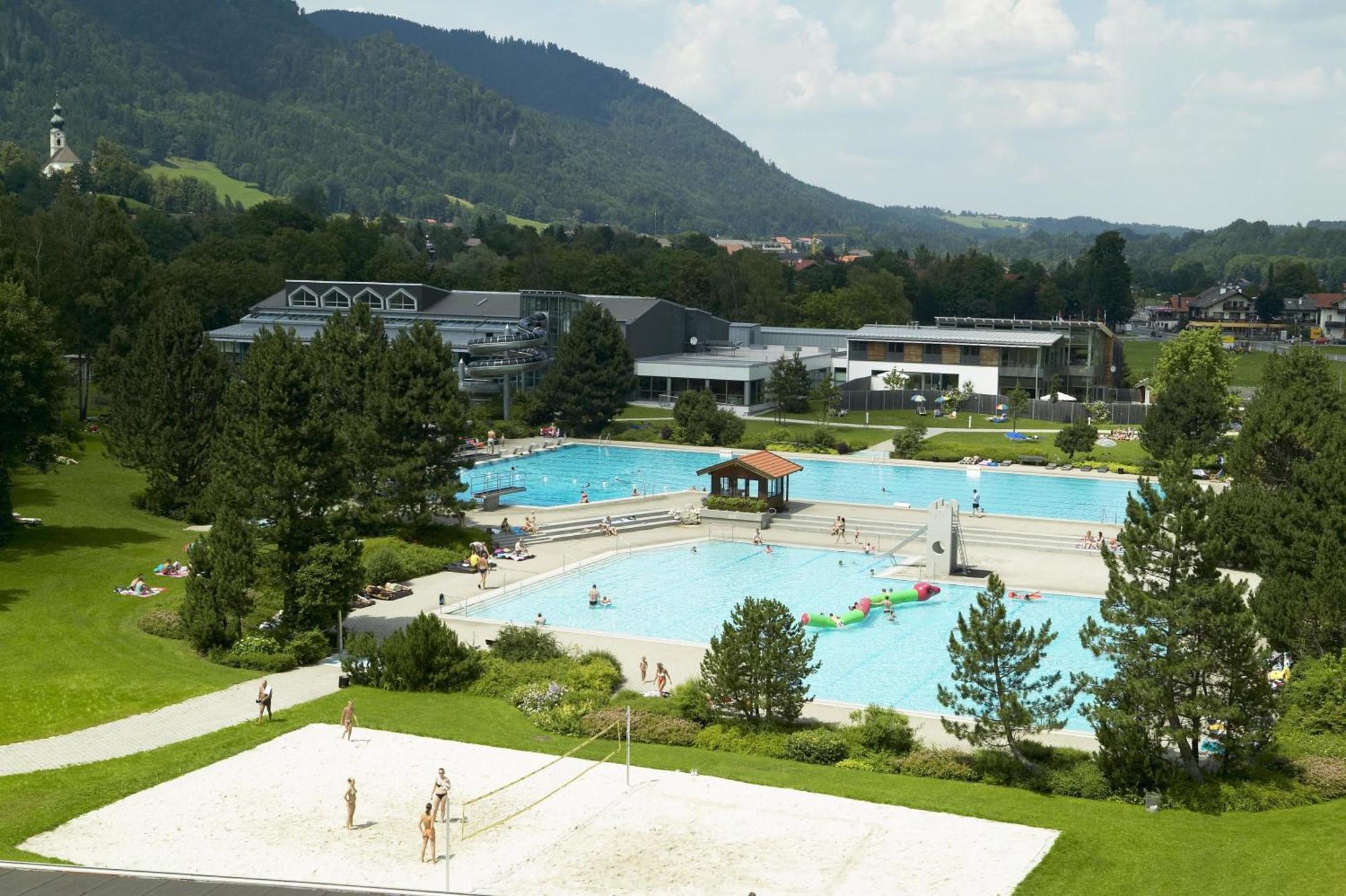 Am Badezentrum Ferienwohnungen Ruhpolding Exterior photo